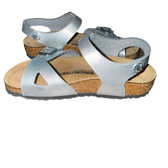 Birkenstock Sandals Youth 29 Girls Rio Buckle Strappy Slingback Silver 11 - 11.5 - Picture 2 of 5
